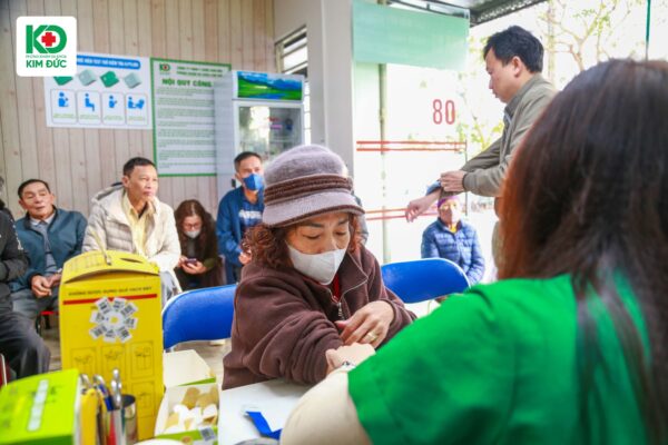 Đo điện cơ hỗ trợ chẩn đoán liệt dây thần kinh số 7 ngoại biên