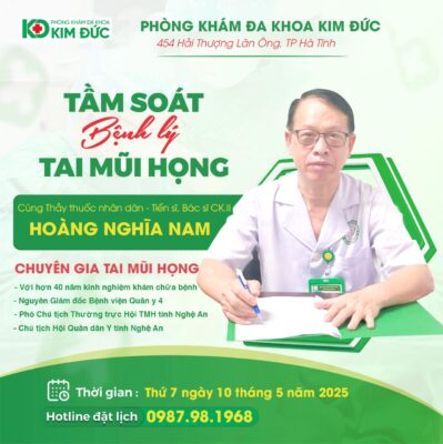 Bác sĩ Tai Mũi Họng đánh giá tình trạng trước khi vá màng nhĩ